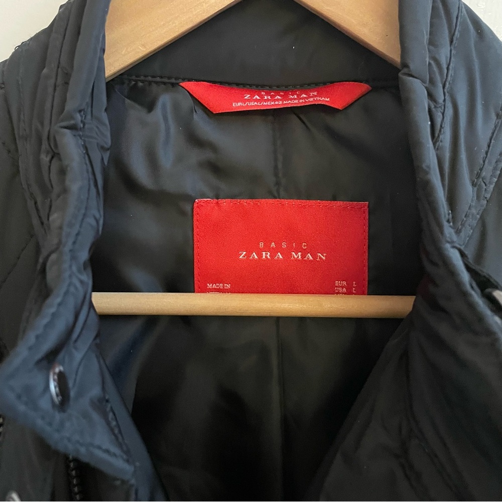 Zara Men's Black Quilted Jacket - Picture 2 of 2